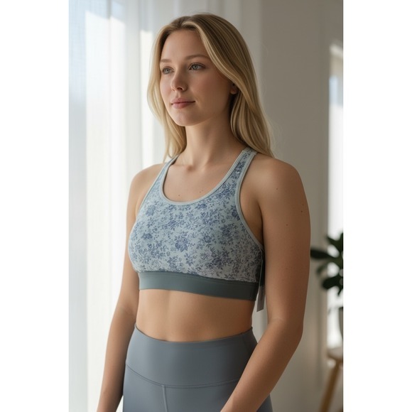 NWT Fair Harbor The Corliss Bra Green Ditsy Floral Sports Bra Size M Medium